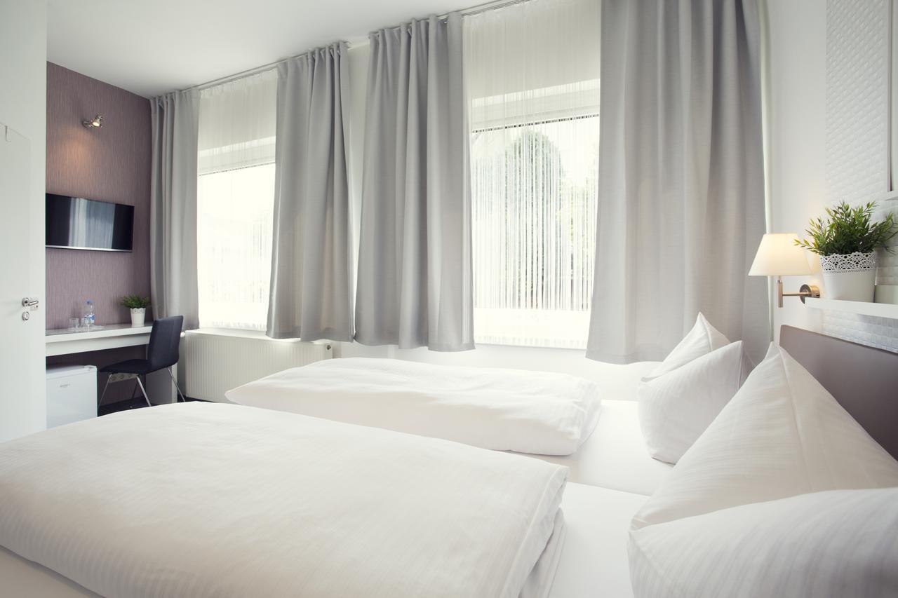 Hotel Loewenguth Montabaur Esterno foto